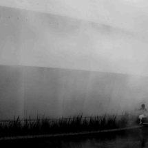 Le jeux devant la soucoupe volante